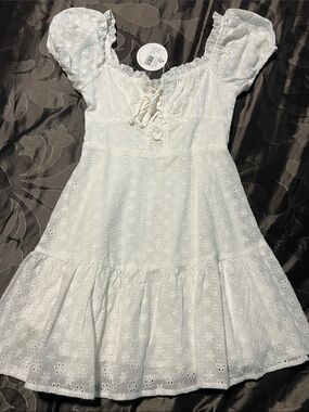 NWT Ally White Eyelet Peasant Fit and Flare Dress Puff Sleeves Corset AUS XXS